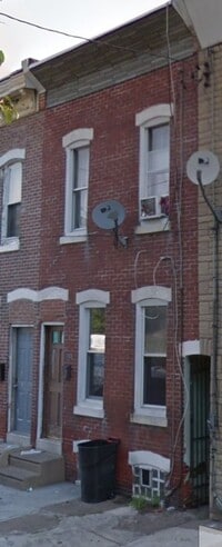 Building Photo - Spacious 3-bedroom home in Frankford featuring ample storage, a private backyard, and convenient ...