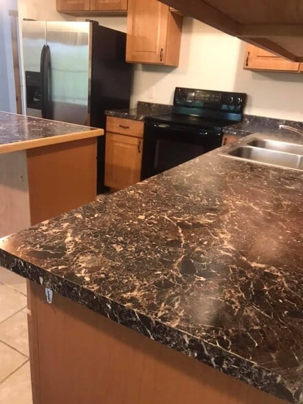 Building Photo - 612 Sylvan Park Rd