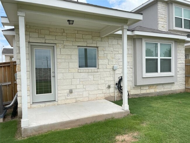 Building Photo - 2233 Rocoso Trl