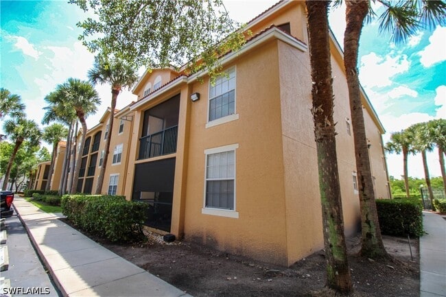 Building Photo - 8659 River Homes Lane