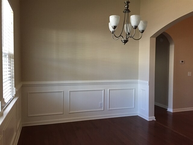 Building Photo - 1142 Moss Grove Dr