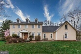 Building Photo - 22039 Foxlair Rd