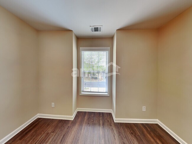 Building Photo - 5095 Cactus Cove Ln