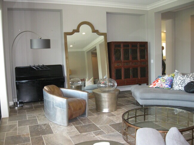 Building Photo - 7291 Range Vw Cir