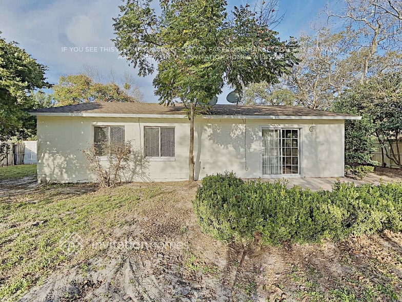 Building Photo - 1567 Naples Cir