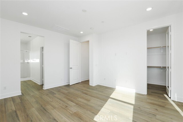 Building Photo - 27213 Tamarack Ln