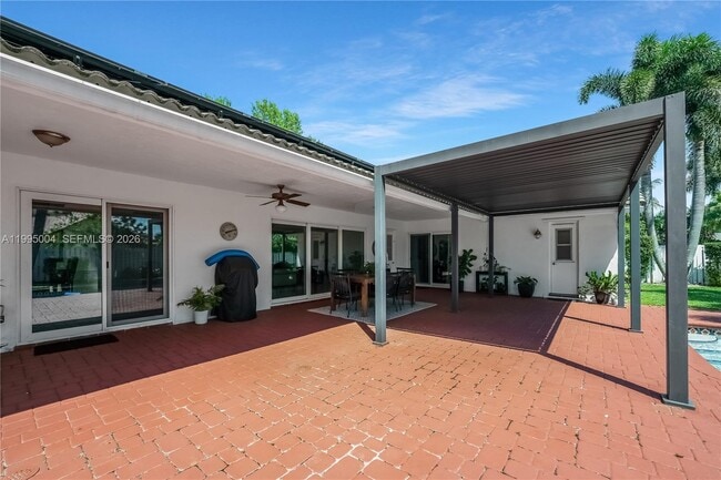 Building Photo - 9600 NW 18th St