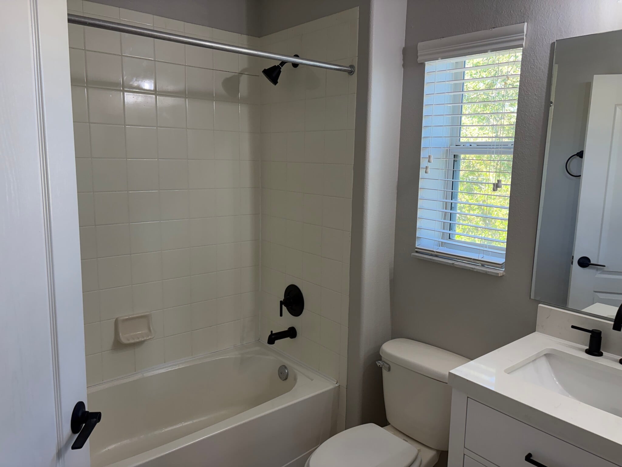 Building Photo - 2703 Isabella Valley Ct