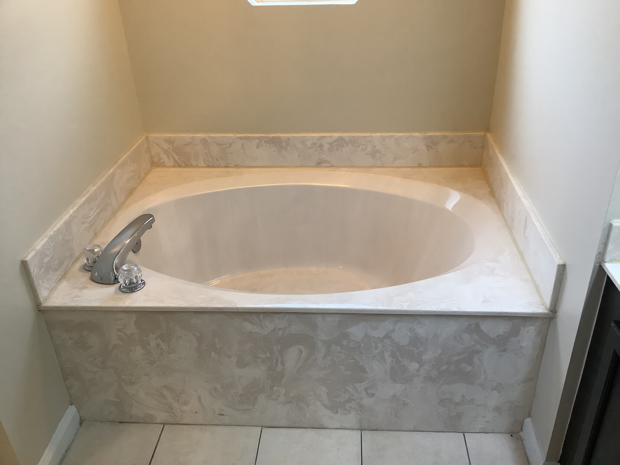 Building Photo - 240 Honeysuckle Way