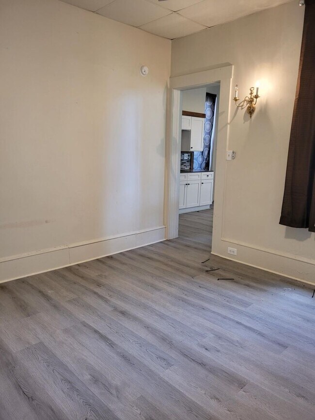 Building Photo - 223 Main Street