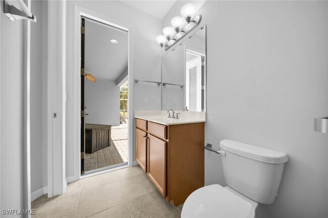 Building Photo - 271 Destiny Cir