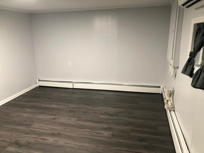 Bedroom - 1172 Gateway Dr