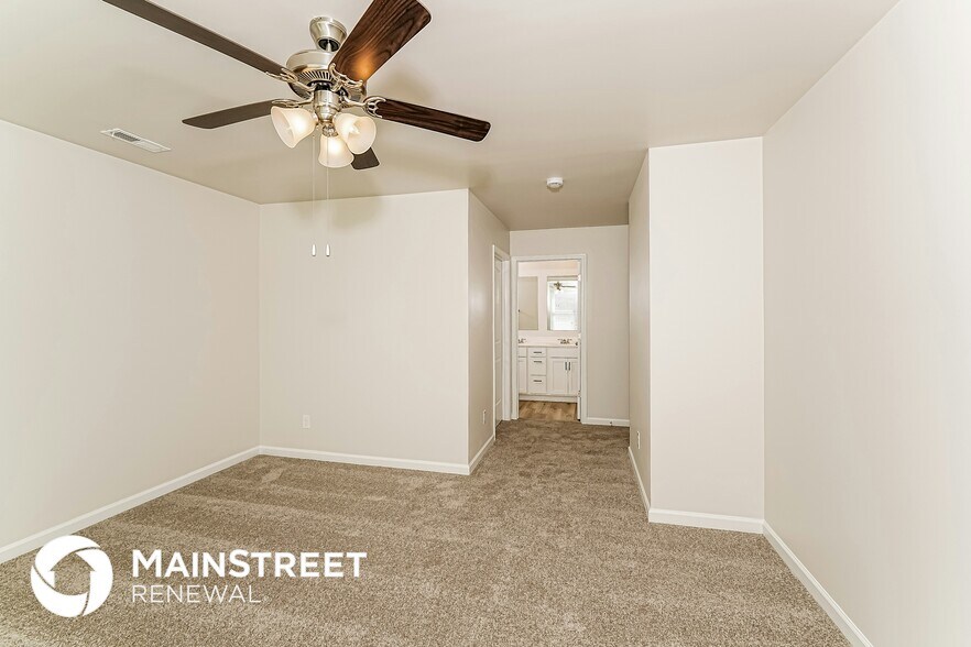 Building Photo - 1113 Archers Trail E