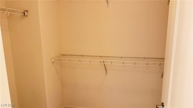 Building Photo - 7374 S Garnet Creek St