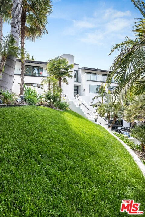 Building Photo - 4961 Marmol Dr