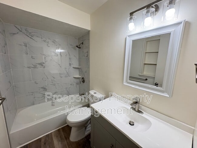 Building Photo - 634 Southern Pines Dr