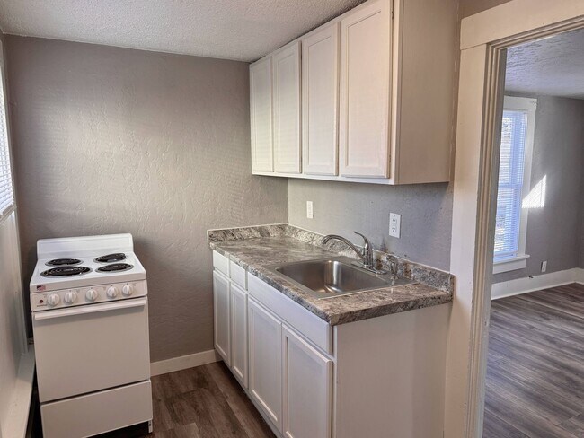 Building Photo - 2130 Ave J