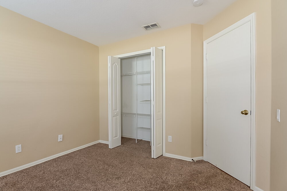 Building Photo - 29613 Morningmist Dr