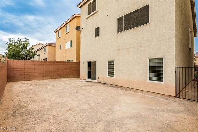 Building Photo - 7230 Summit Lake Ct