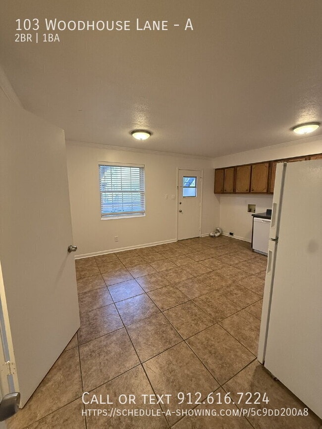 Building Photo - 103 Woodhouse Ln