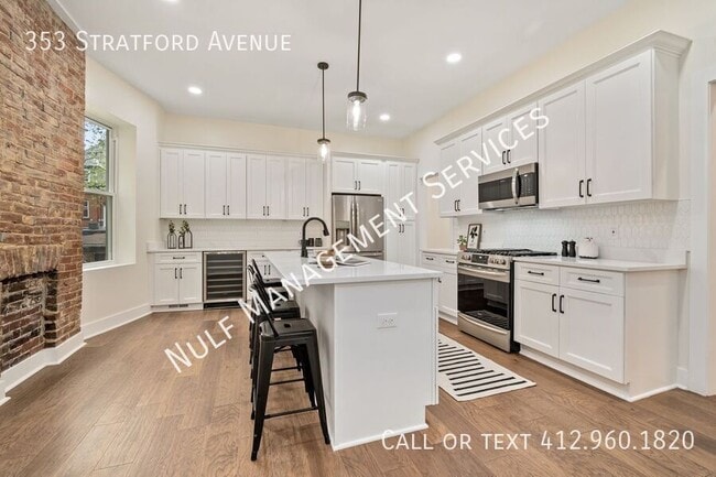 Primary Photo - 353 Stratford Ave
