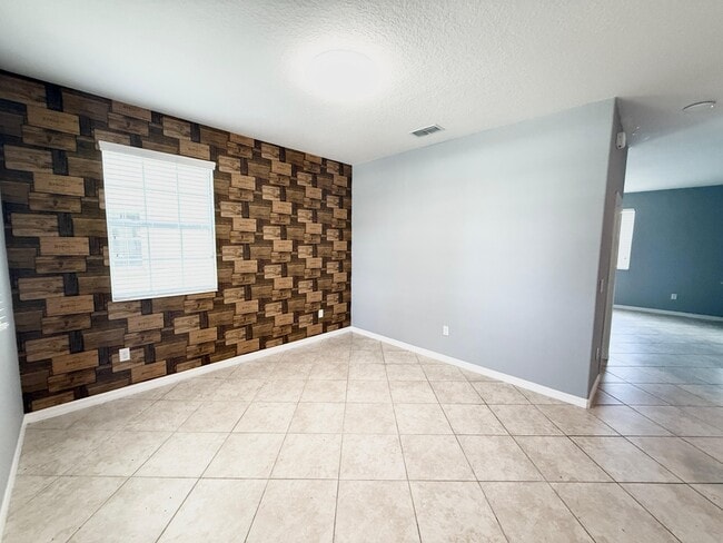 Building Photo - 7642 Fairgrove Ave