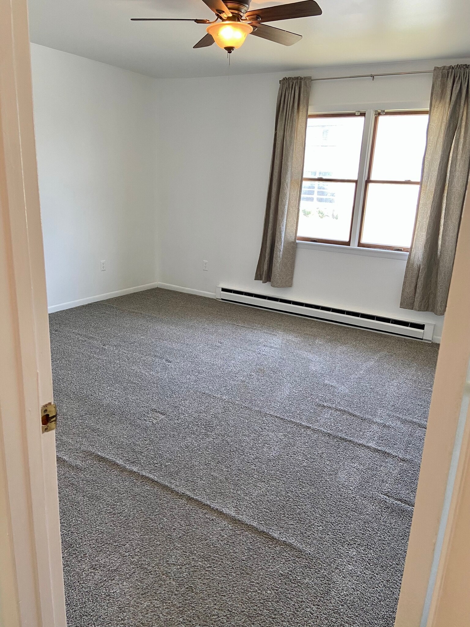 Main bedroom - 2710 S 2nd St