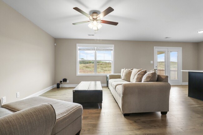 Building Photo - 845 Macon Ln