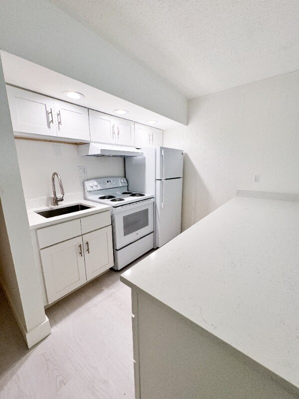 Building Photo - 1100 Turner St