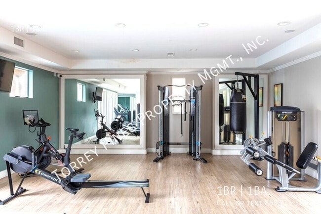 Building Photo - 2625 Kremeyer Cir