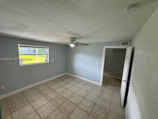 Building Photo - 16025 SW 299th Terrace
