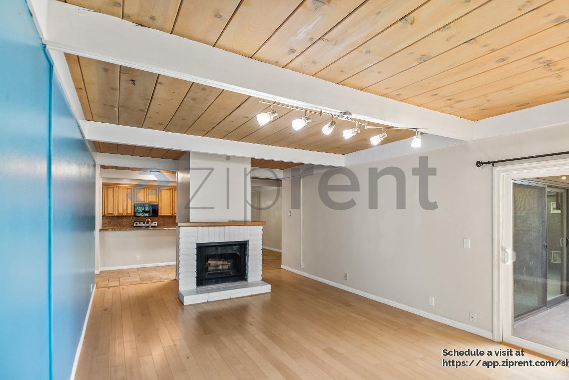 Building Photo - 39090 Presidio Way