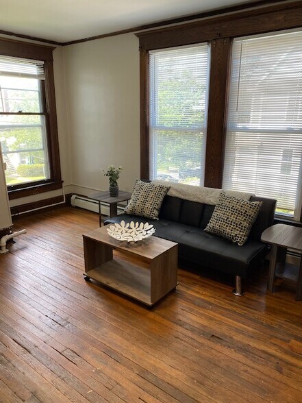 living room - 502 Dryden Rd