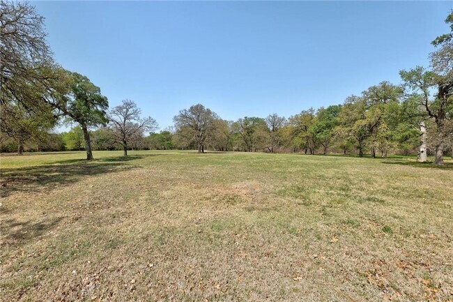 Building Photo - 207 Rancho Bueno Dr