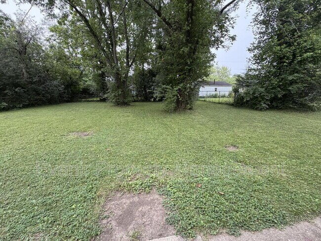 Building Photo - 5176 Rucks Rd