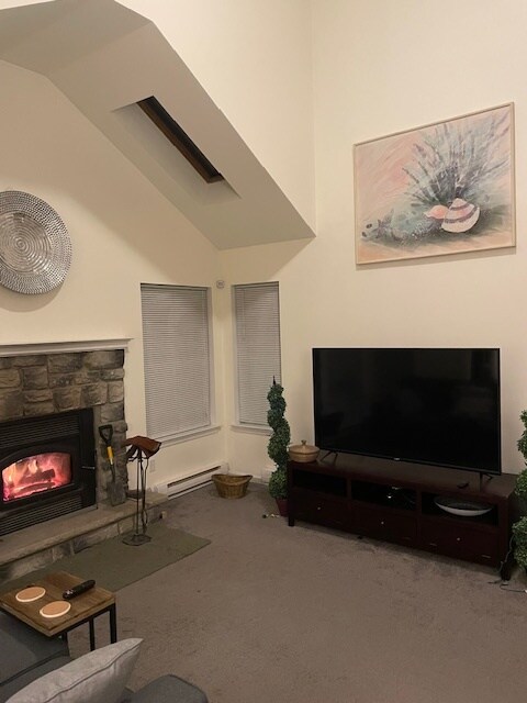 Building Photo - 264 Whippoorwill Dr