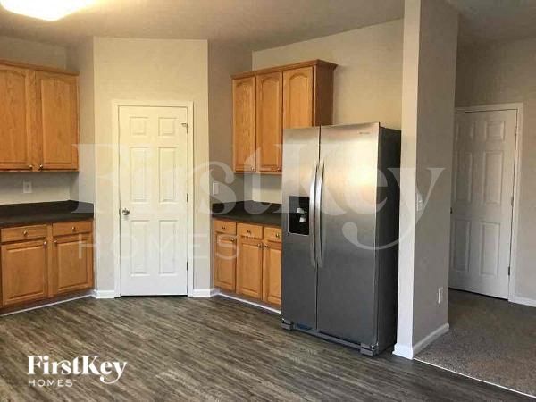 Building Photo - 6712 Blackwood Ln