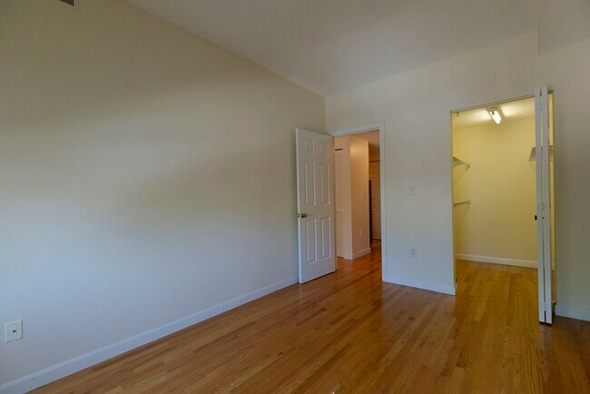 Building Photo - 2456 Massachusetts Ave