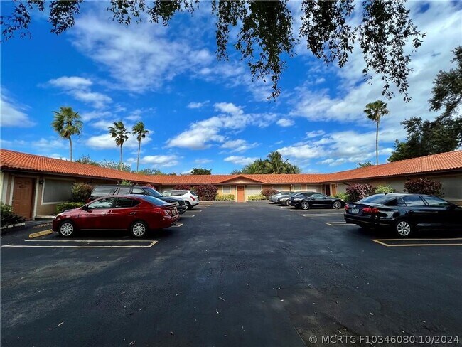 Building Photo - 10911 NW 45th St