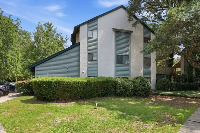 Building Photo - 1161 Shadow Lake Cir