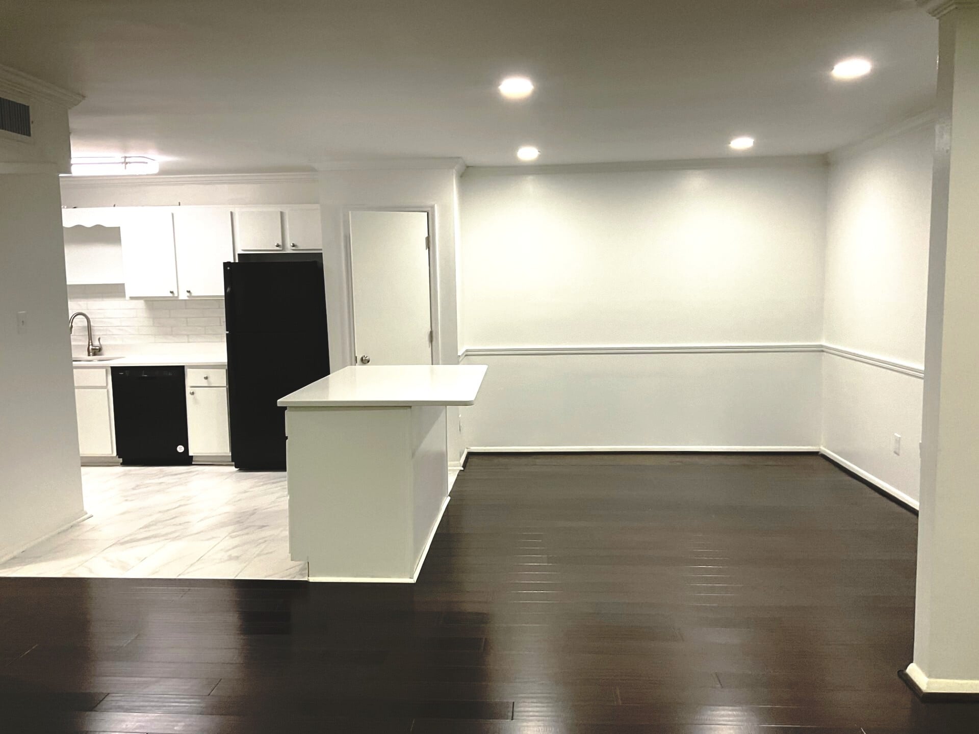 Dinning Room - 1001 Woodland Vlg