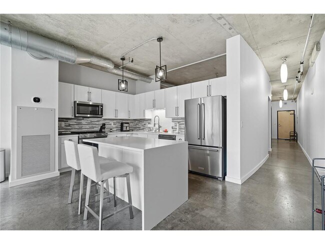 Building Photo - 720 N 4th St