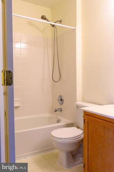 Building Photo - 3842 Koval Ln