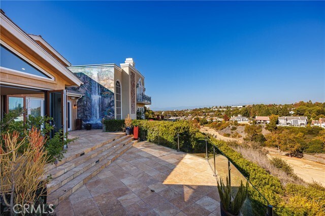 Building Photo - 18 Rue St Cloud