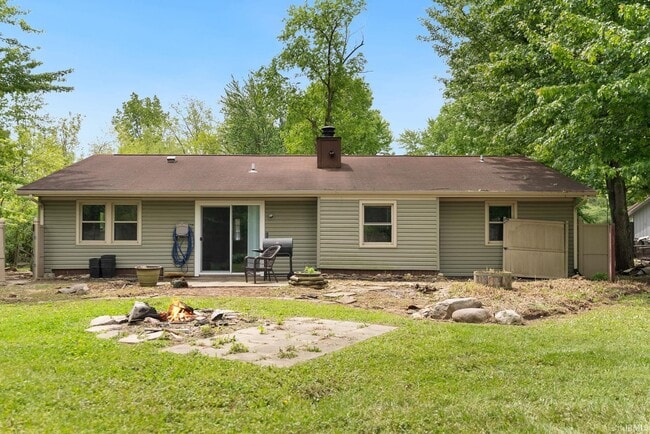 Building Photo - 515 Ward Dr