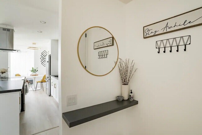 Building Photo - 1773 Torrance St