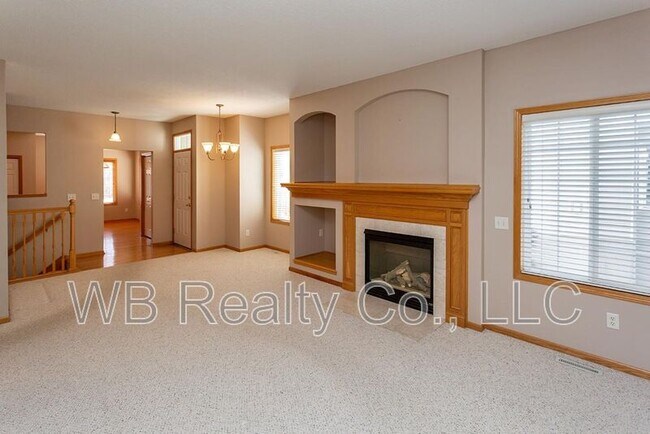 Building Photo - 7725 Wistful Vista Dr