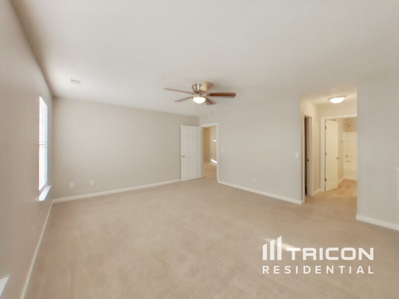Building Photo - 337 Cape Jasmine Way