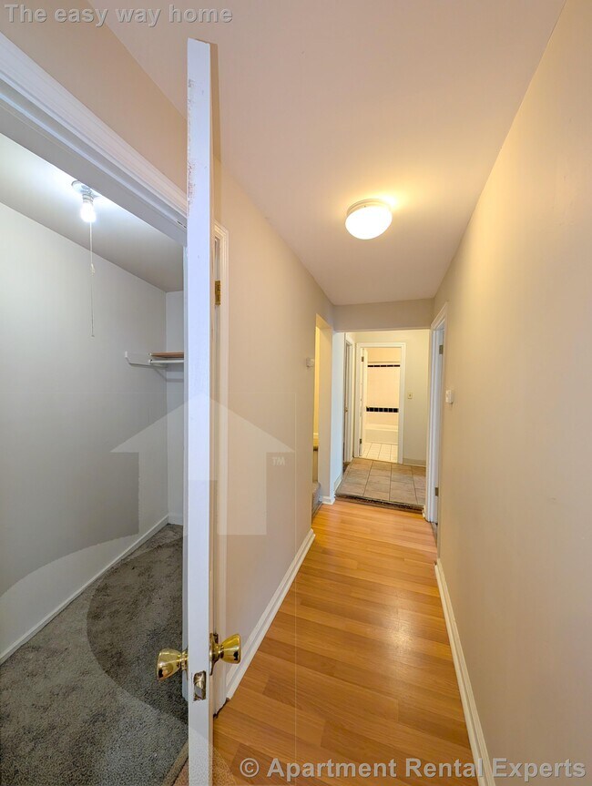 Building Photo - 288 Prospect St