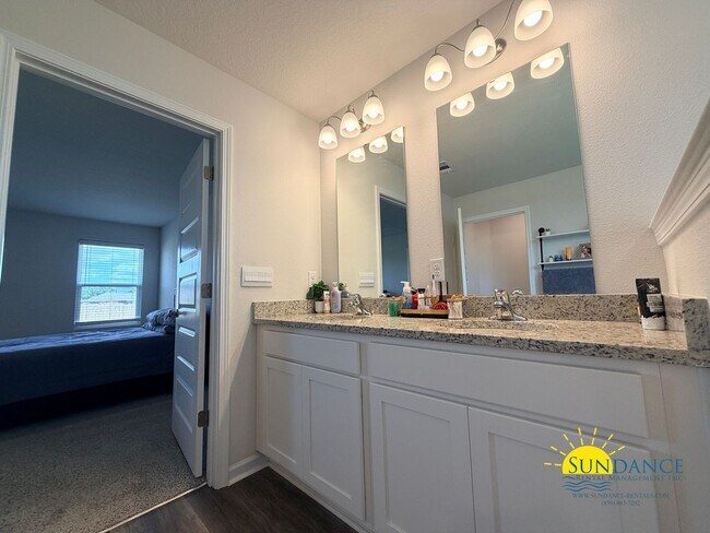 Building Photo - 5578 Silverbell Dr